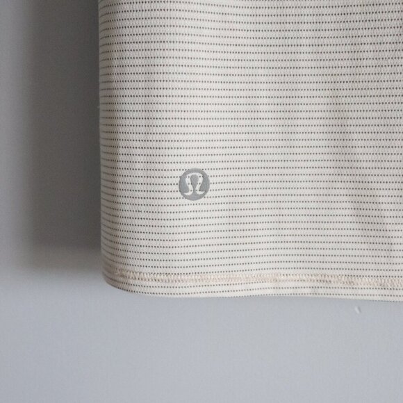 Lululemon Women's Striped Sz 6 Pedal To The Medal Slim Active Stretch T-Shirt - Picture 9 of 9